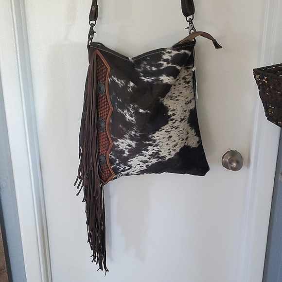 Myra Bag Handbags - NWOT Myra Bag 'Hazel' Hide On Crossbody